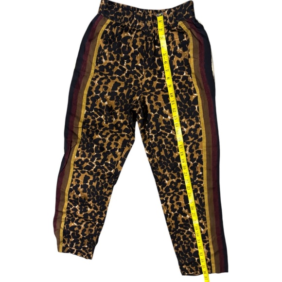 KOBI HALPERIN Women’s Aria Side-Stripe Animal-Print Cropped Pants - Picture 11 of 14